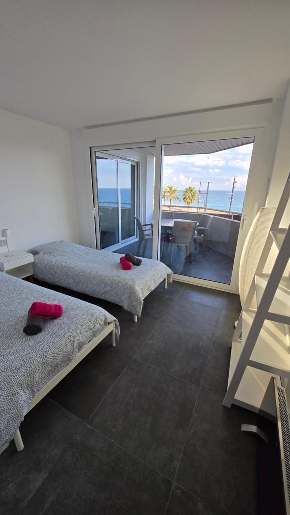 Apartments Paradise Lloret Lloret de Mar Ngoại thất bức ảnh